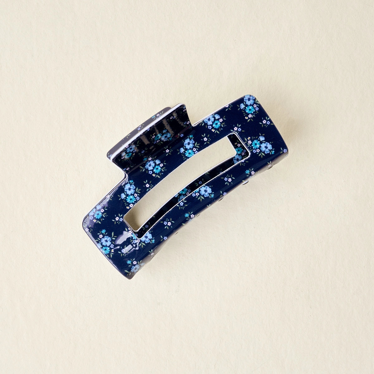 Claw Clip in Endless Daydream Navy