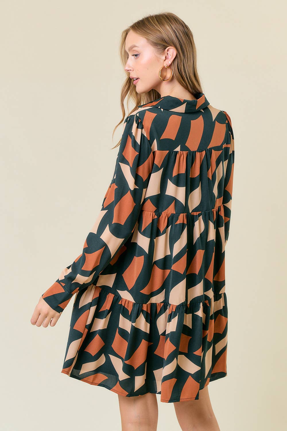 Abstract Print Long Sleeve Tiered Mini Dress in Hunter Green