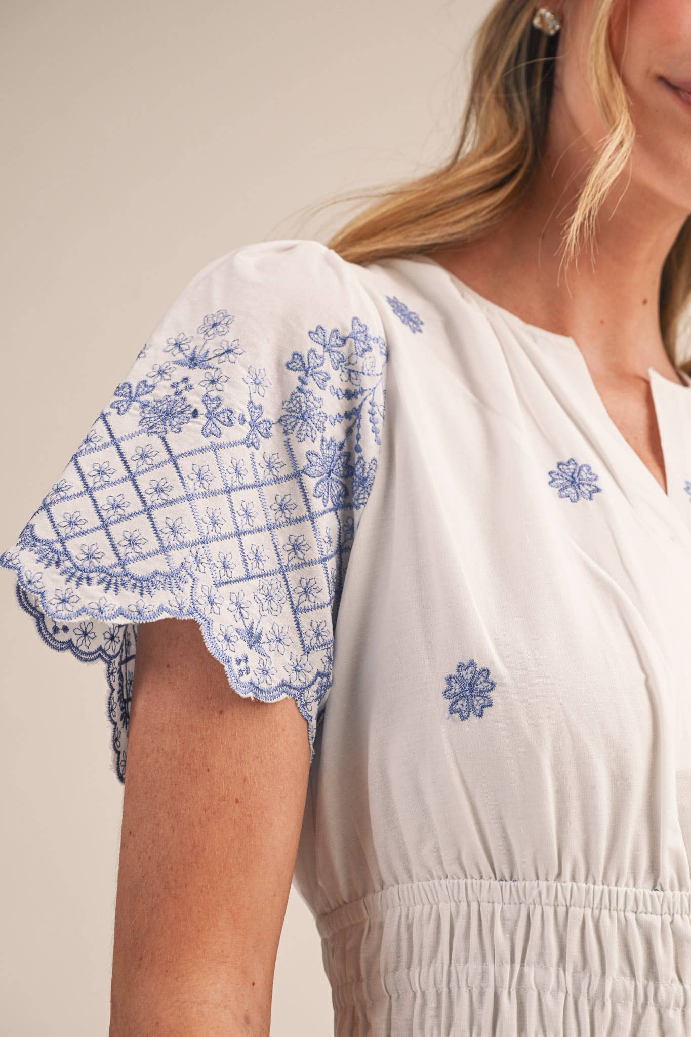 Heirloom Garden Dress in White & Blue